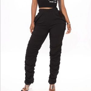 Fashion Nova Ruched Jogger Pants (NWT)